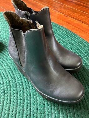 Fly London Black Leather Platform Chelsea Boots